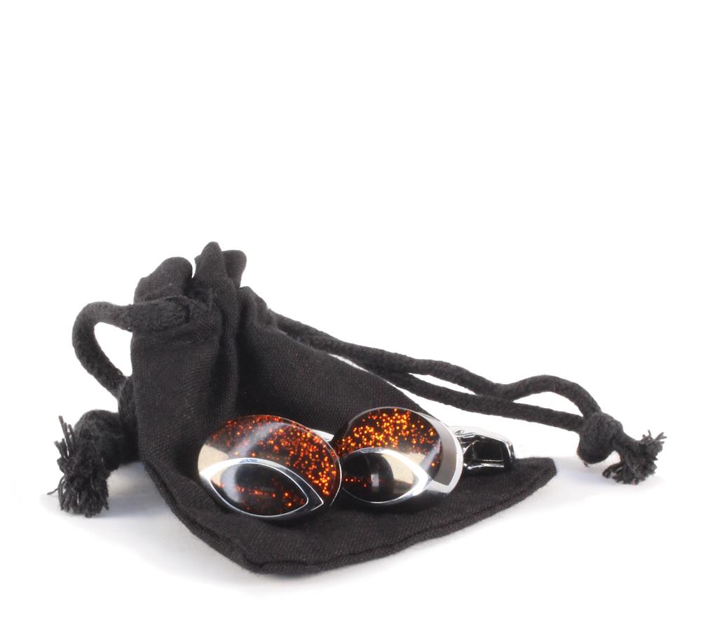 Complimentary pouch for cufflinks